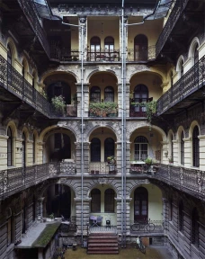 Yves Marchand and Romain Meffre Gunkanjima